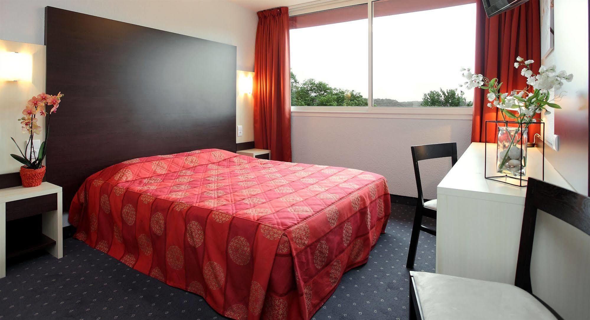 Hotel Le Clos Roussillon Pres De Sarlat Vitrac  Εξωτερικό φωτογραφία